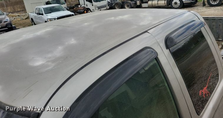 image for item NV9767 2002 Chevrolet Silverado 1500 Ext. Cab pickup truck