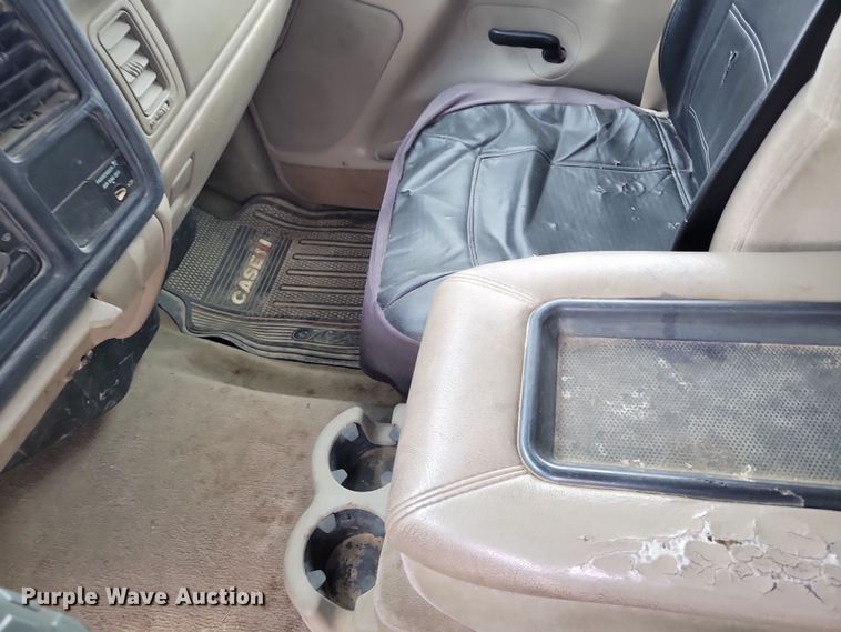 image for item NV9767 2002 Chevrolet Silverado 1500 Ext. Cab pickup truck