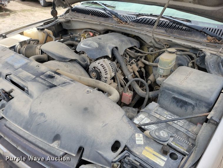 image for item NV9767 2002 Chevrolet Silverado 1500 Ext. Cab pickup truck