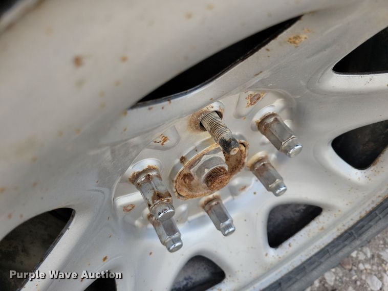 image for item NV9767 2002 Chevrolet Silverado 1500 Ext. Cab pickup truck