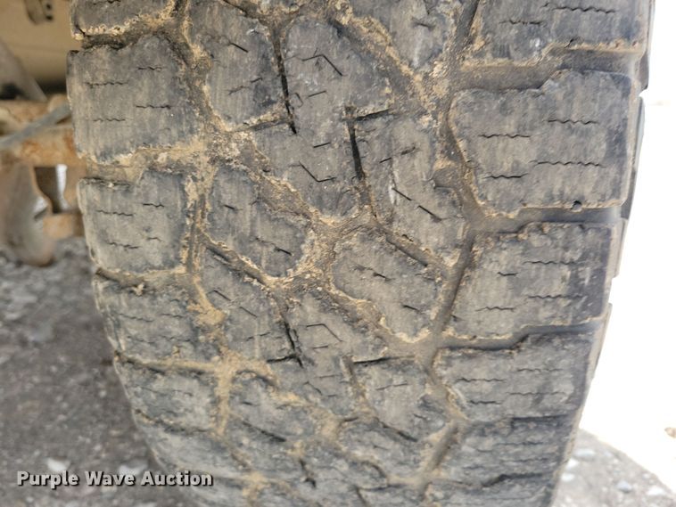 image for item NV9767 2002 Chevrolet Silverado 1500 Ext. Cab pickup truck