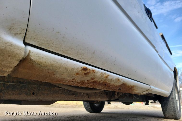 image for item NV9771 2003 Chevrolet Silverado 1500 pickup truck