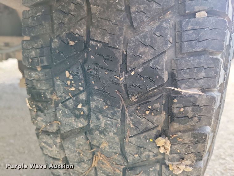 image for item NV9771 2003 Chevrolet Silverado 1500 pickup truck