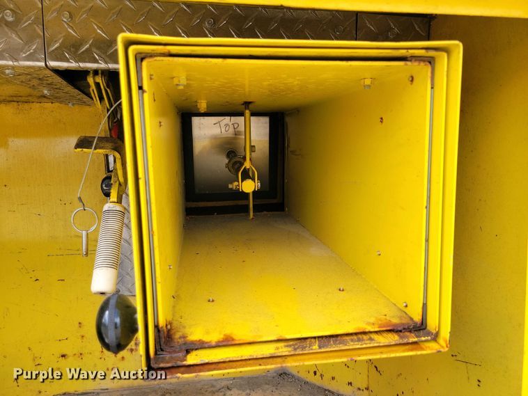 image for item NV9786 1981 Chevrolet C70 pumper fire truck