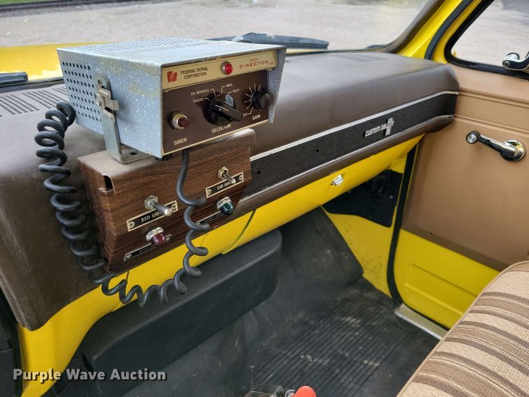 image for item NV9786 1981 Chevrolet C70 pumper fire truck