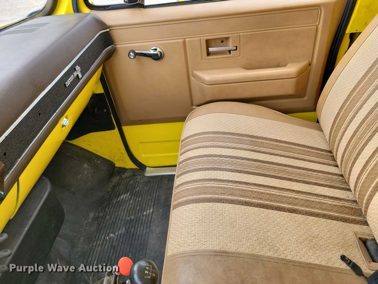 image for item NV9786 1981 Chevrolet C70 pumper fire truck