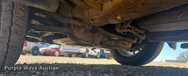 image for item NV9821 2021 Chevrolet Silverado 1500 LT Crew Cab pickup truck