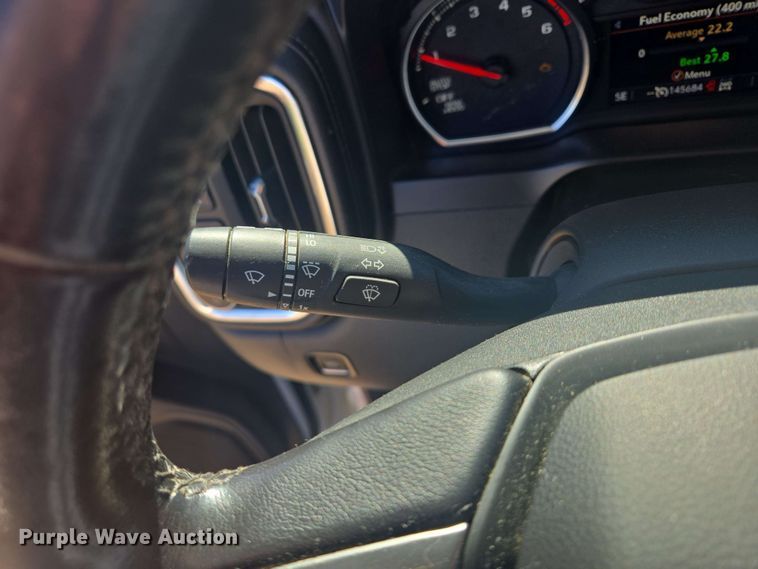 image for item NV9821 2021 Chevrolet Silverado 1500 LT Crew Cab pickup truck