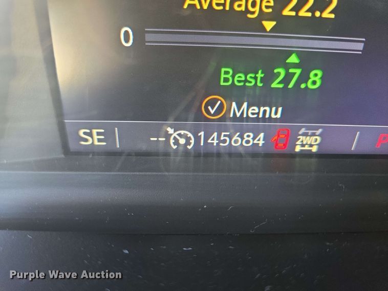 image for item NV9821 2021 Chevrolet Silverado 1500 LT Crew Cab pickup truck