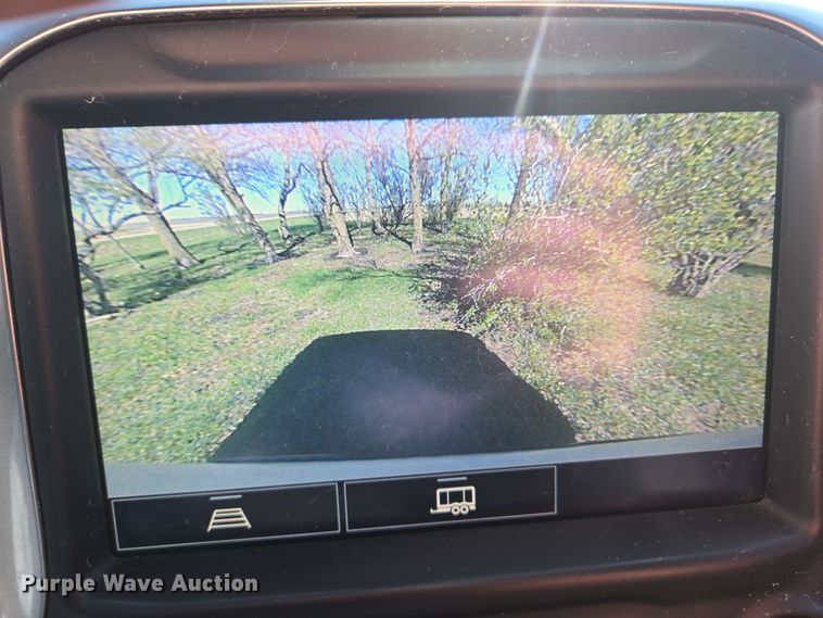 image for item NV9821 2021 Chevrolet Silverado 1500 LT Crew Cab pickup truck