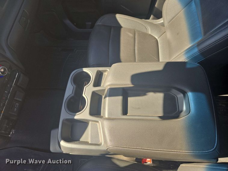 image for item NV9821 2021 Chevrolet Silverado 1500 LT Crew Cab pickup truck