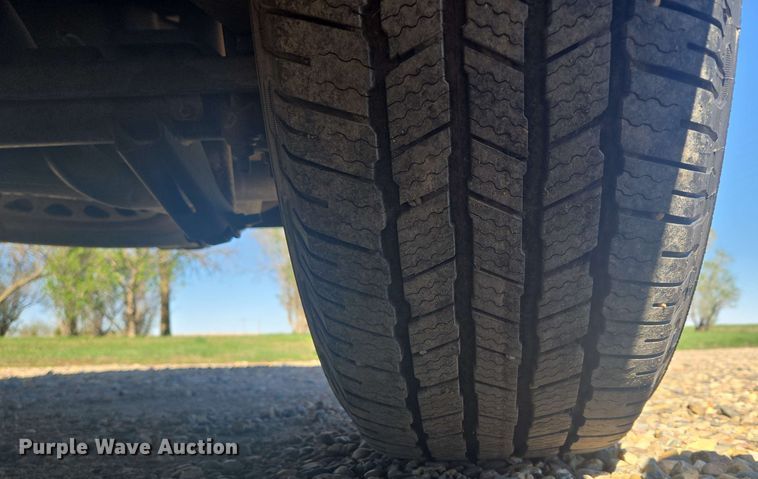 image for item NV9821 2021 Chevrolet Silverado 1500 LT Crew Cab pickup truck