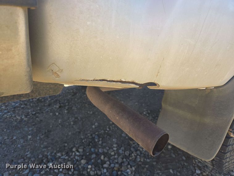 image for item NV9822 2003 Ford Ranger SuperCab pickup truck