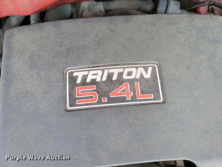image for item NV9827 1997 Ford F150 XLT pickup truck