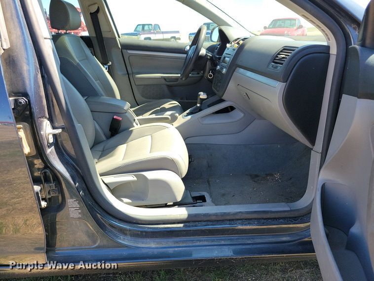 image for item NV9828 2006 Volkswagen Jetta TDI 