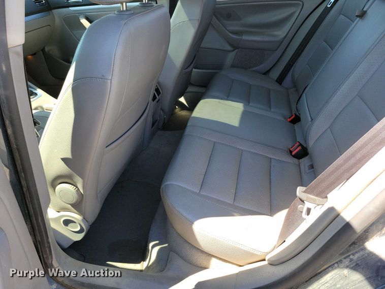 image for item NV9828 2006 Volkswagen Jetta TDI 