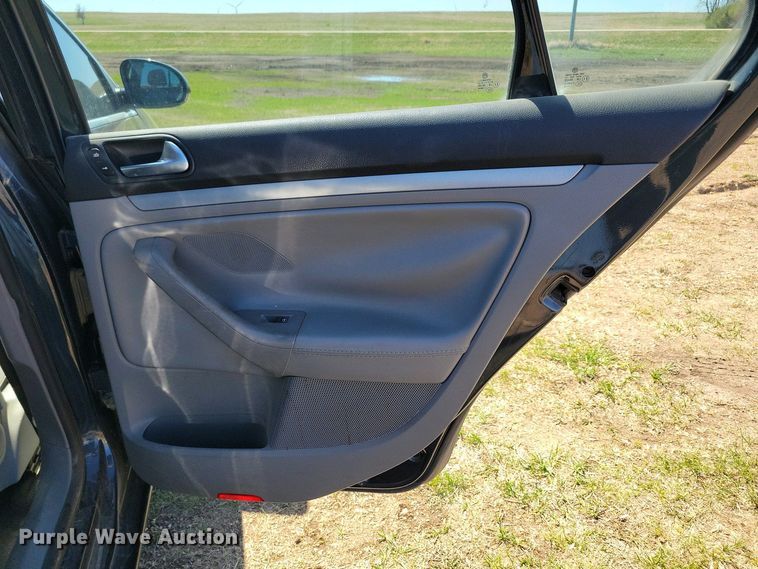 image for item NV9828 2006 Volkswagen Jetta TDI 