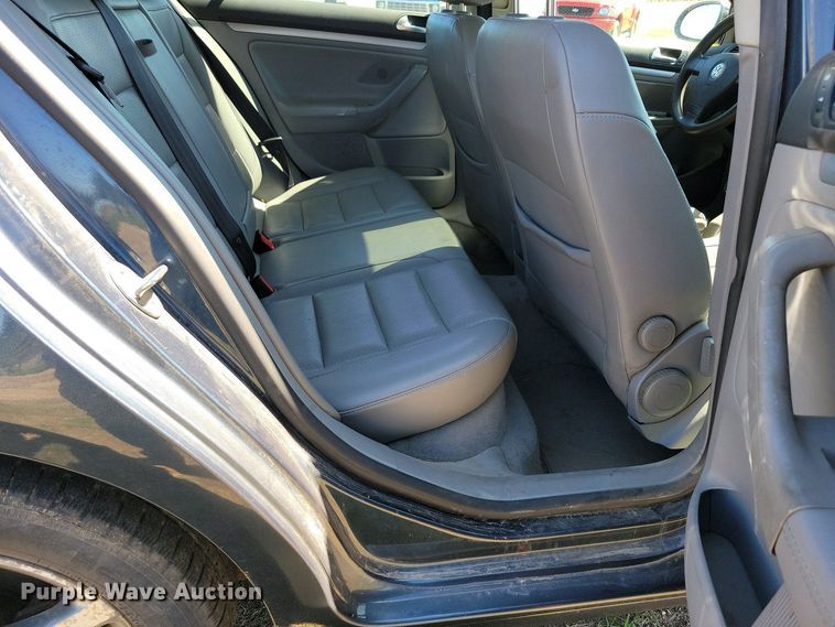 image for item NV9828 2006 Volkswagen Jetta TDI 