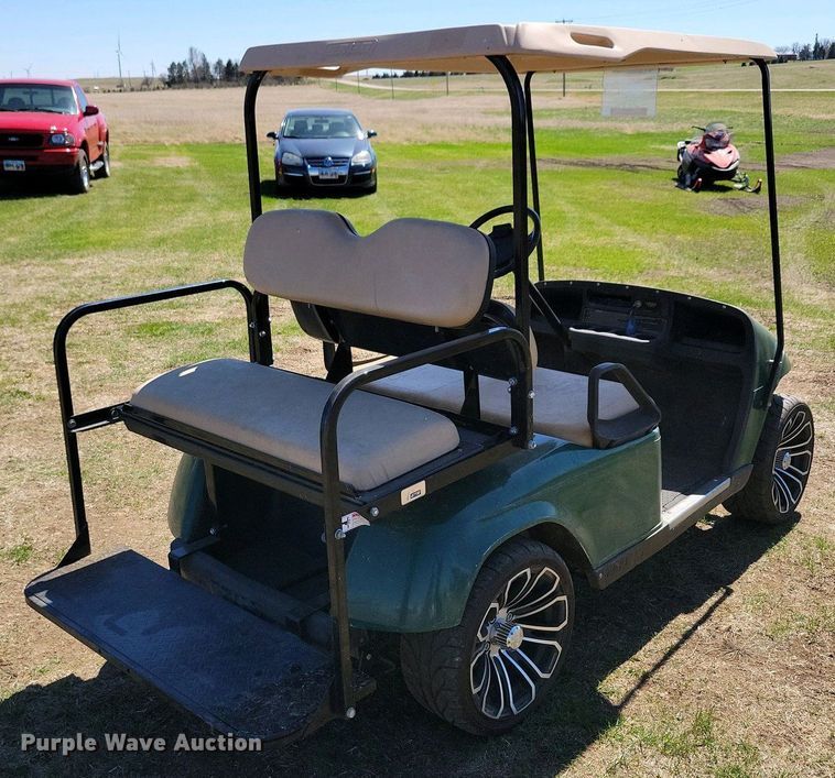 image for item NV9829 E-Z-GO TXT golf cart