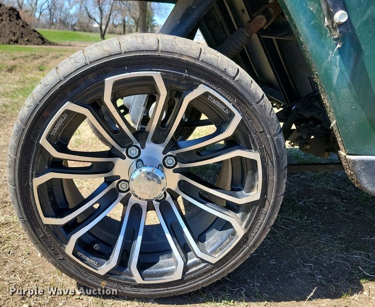 image for item NV9829 E-Z-GO TXT golf cart