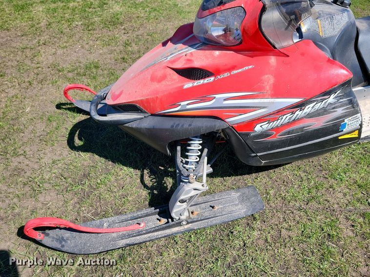 image for item NV9830 2007 Polaris Switchback snowmobile