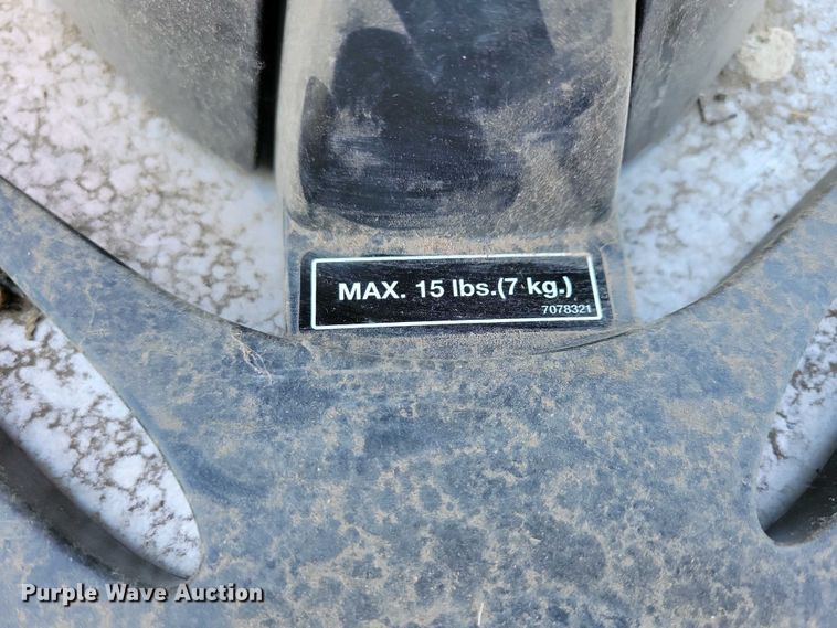 image for item NV9830 2007 Polaris Switchback snowmobile