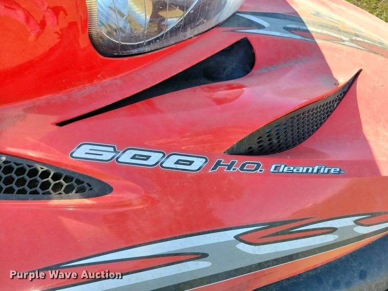 image for item NV9830 2007 Polaris Switchback snowmobile