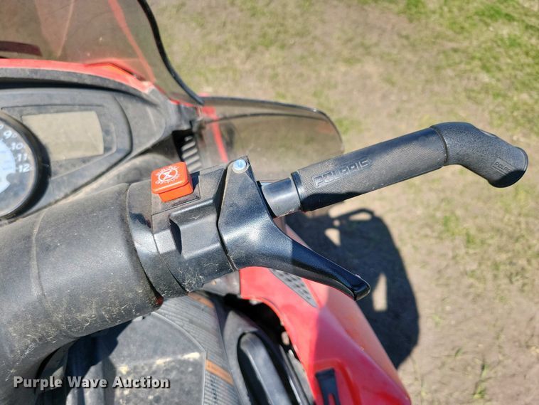 image for item NV9830 2007 Polaris Switchback snowmobile