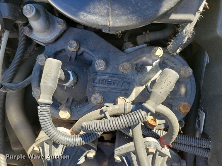 image for item NV9830 2007 Polaris Switchback snowmobile