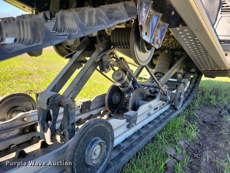 image for item NV9830 2007 Polaris Switchback snowmobile