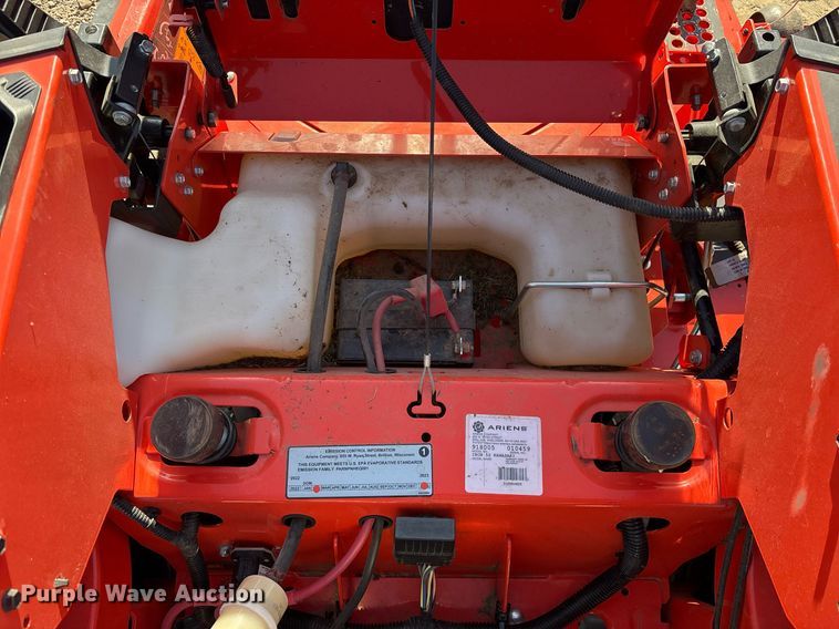 image for item OB9647 2023 Ariens Ikon 52 ZTR lawn mower