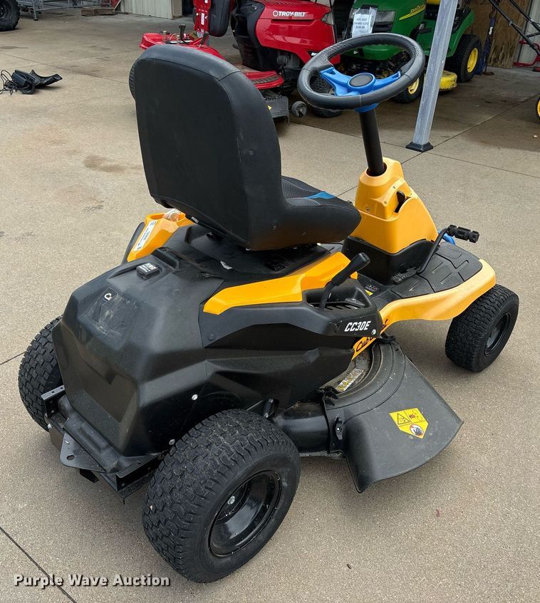 image for item OB9698 2021 Cub Cadet CC30E lawn mower