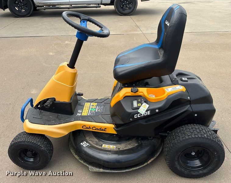 image for item OB9698 2021 Cub Cadet CC30E lawn mower