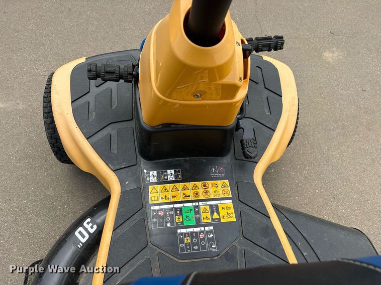 image for item OB9698 2021 Cub Cadet CC30E lawn mower