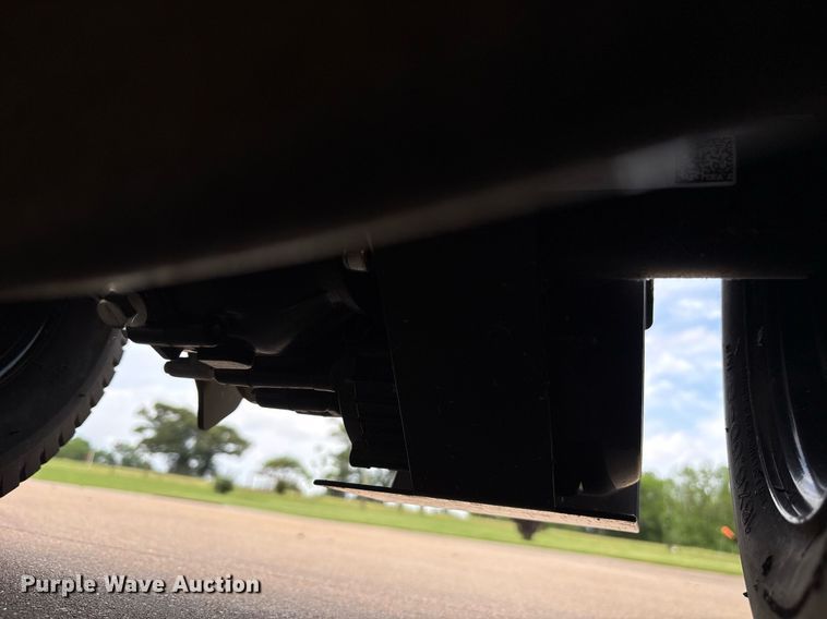 image for item OB9698 2021 Cub Cadet CC30E lawn mower