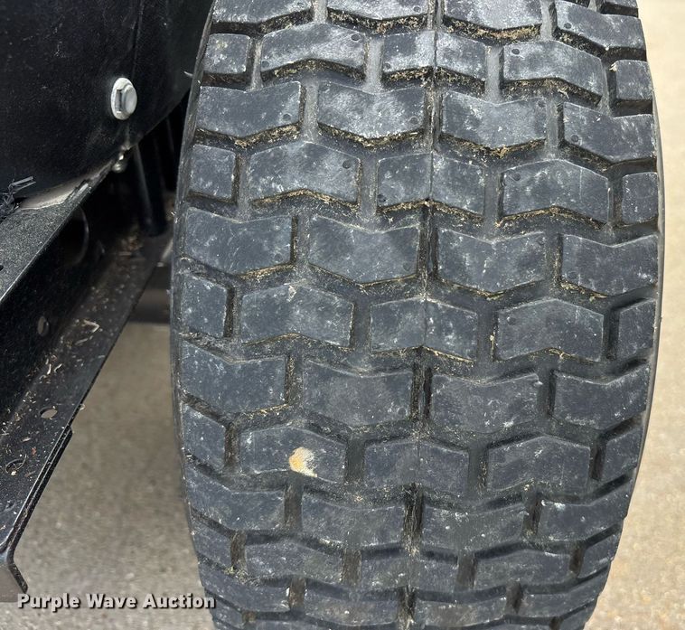 image for item OB9698 2021 Cub Cadet CC30E lawn mower