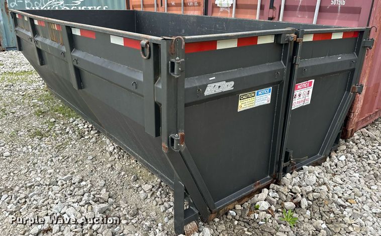 image for item OF9913 MaxxD Trailers roll-off dumpster