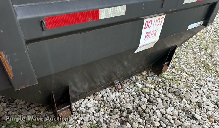 image for item OF9913 MaxxD Trailers roll-off dumpster