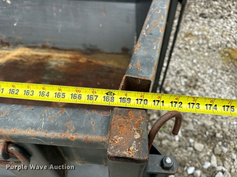 image for item OF9913 MaxxD Trailers roll-off dumpster