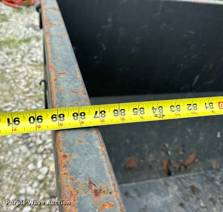 image for item OF9913 MaxxD Trailers roll-off dumpster