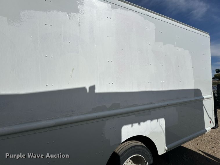 image for item YA0025 2022 Freightliner MT45 delivery truck