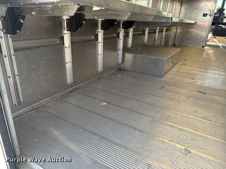 image for item YA0025 2022 Freightliner MT45 delivery truck