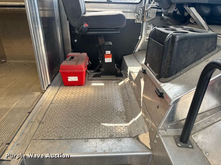 image for item YA0025 2022 Freightliner MT45 delivery truck