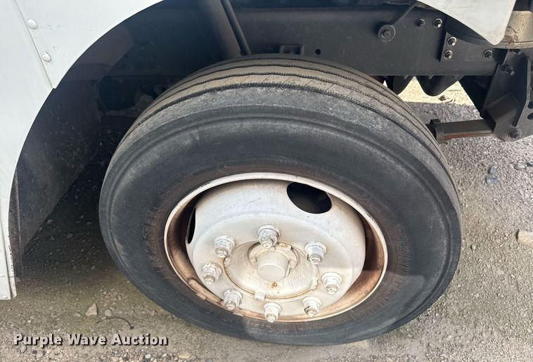 image for item YA0025 2022 Freightliner MT45 delivery truck