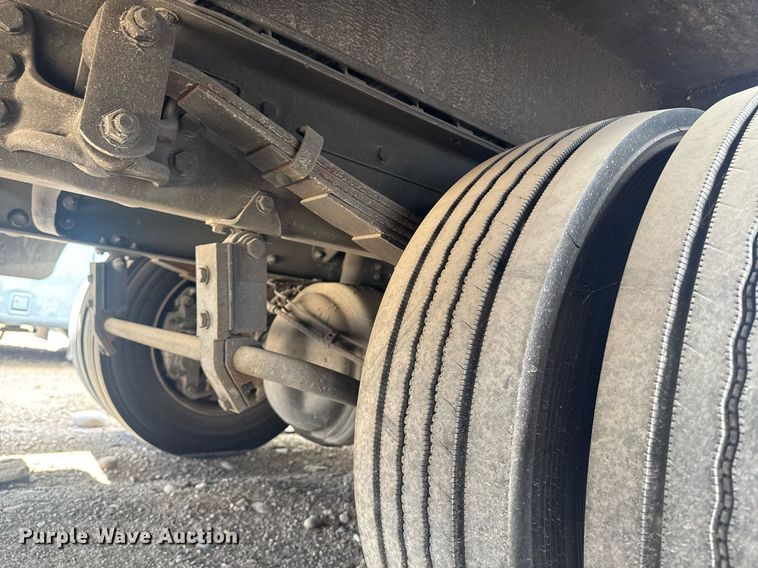 image for item YA0025 2022 Freightliner MT45 delivery truck