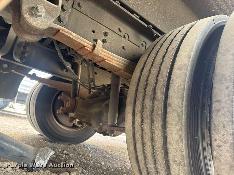 image for item YA0025 2022 Freightliner MT45 delivery truck