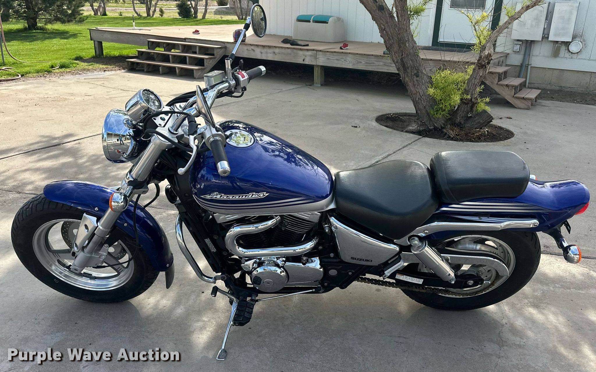 2002 Suzuki VZ800K Marauder motorcycle in Garden City, KS | Item