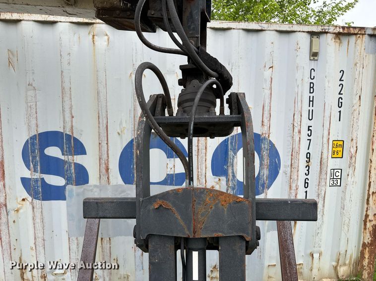 image for item DF8480 IMT 16000 Series III truck mounted crane