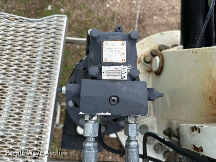 image for item DF8480 IMT 16000 Series III truck mounted crane