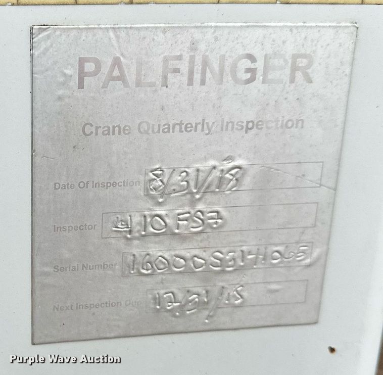 image for item DF8480 IMT 16000 Series III truck mounted crane